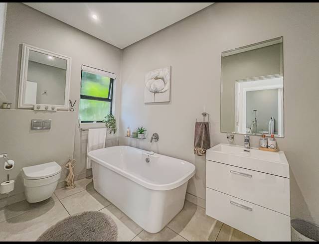 3 BEDROOM FREESTANDING FOR SALE IN BROOKLYN ESTATE